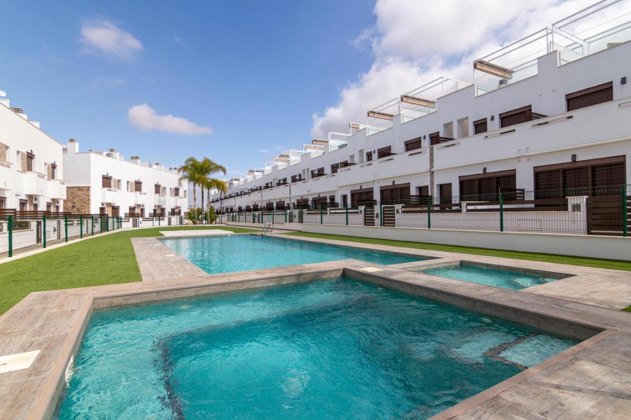 Bahia Homes Torrevieja Buitenkant foto